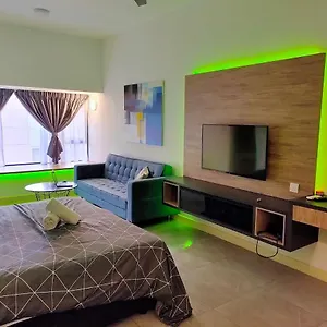 Imperio Bathtub At Town-near Jonker Street Malacca